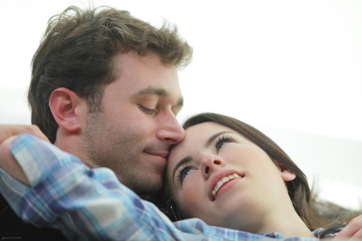 Scarlet y James se ponen cachondos y se follan como locos
 #60136012