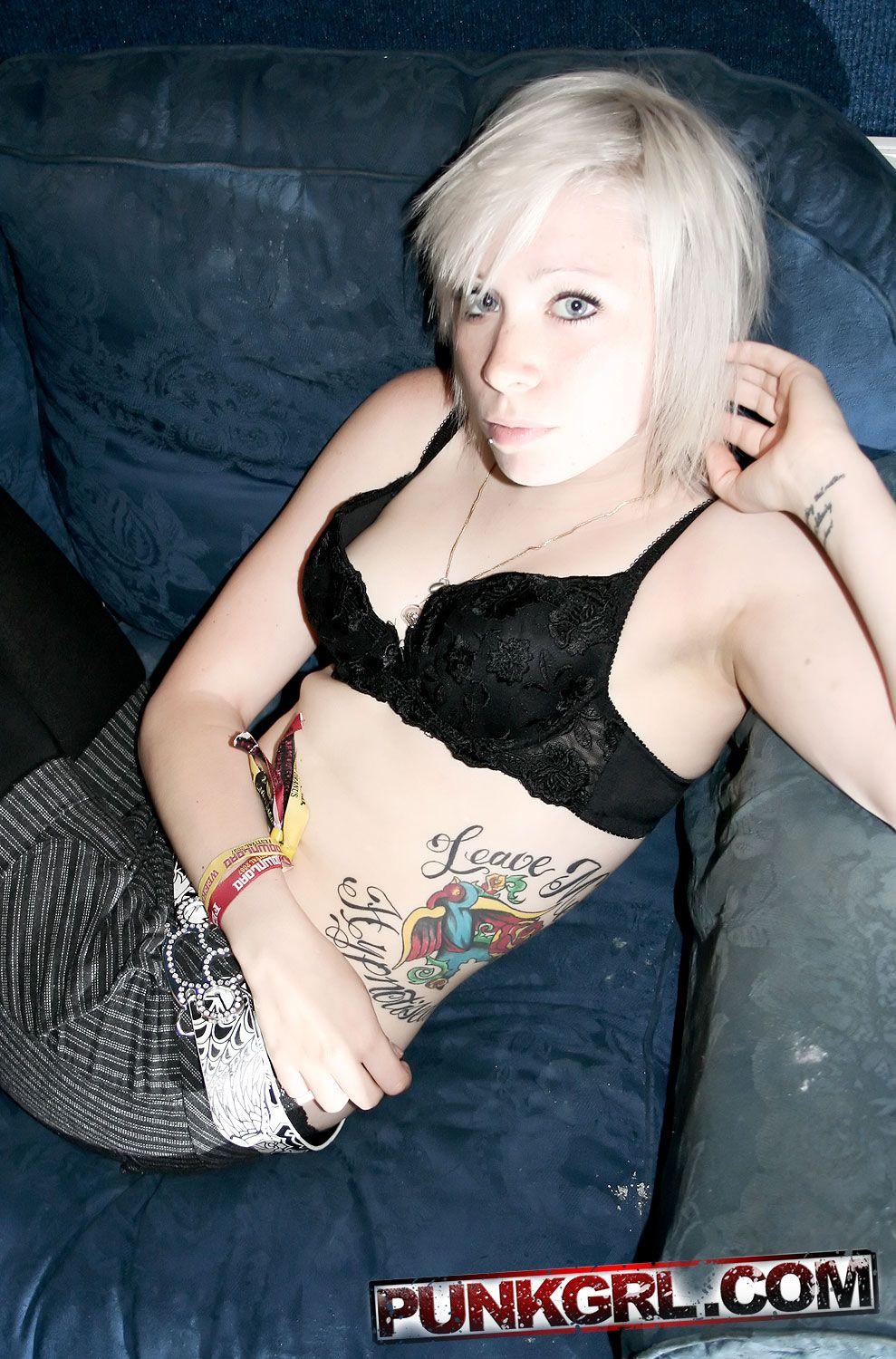 Pictures of punk teen Libby showing how hot she is #60761594