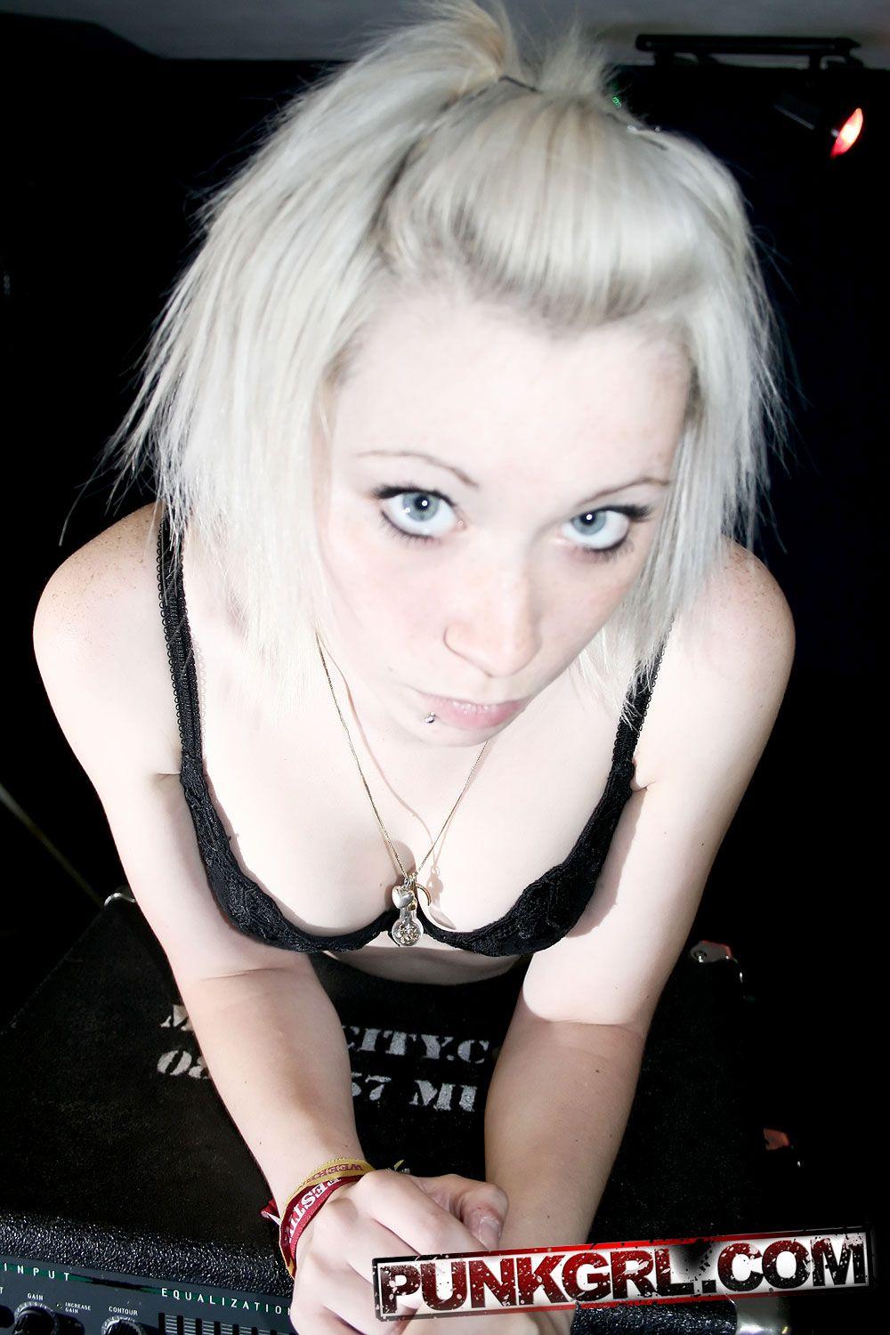 Pictures of punk teen Libby showing how hot she is #60761671