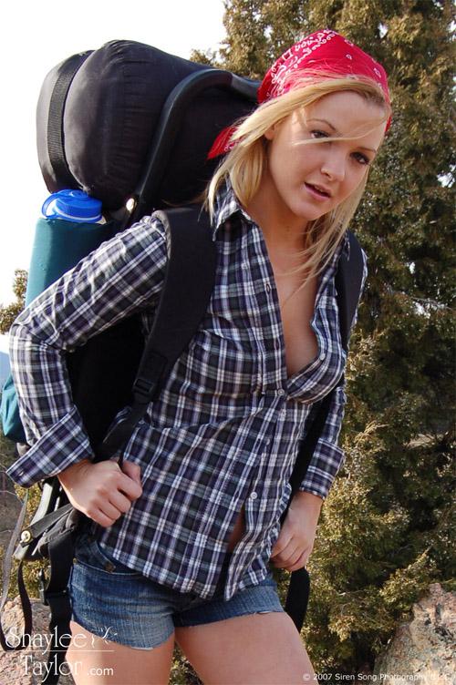 Hot Girl Shaylee Invites You On A Backpacking Trip In The Mountains