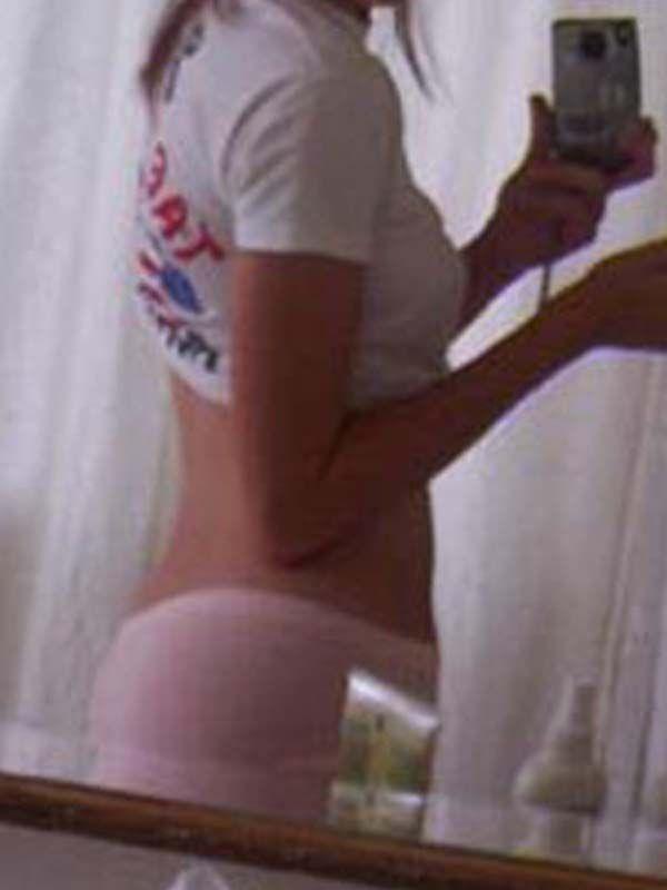 Pictures of horny girlfriends taking pics of themselves #60718738