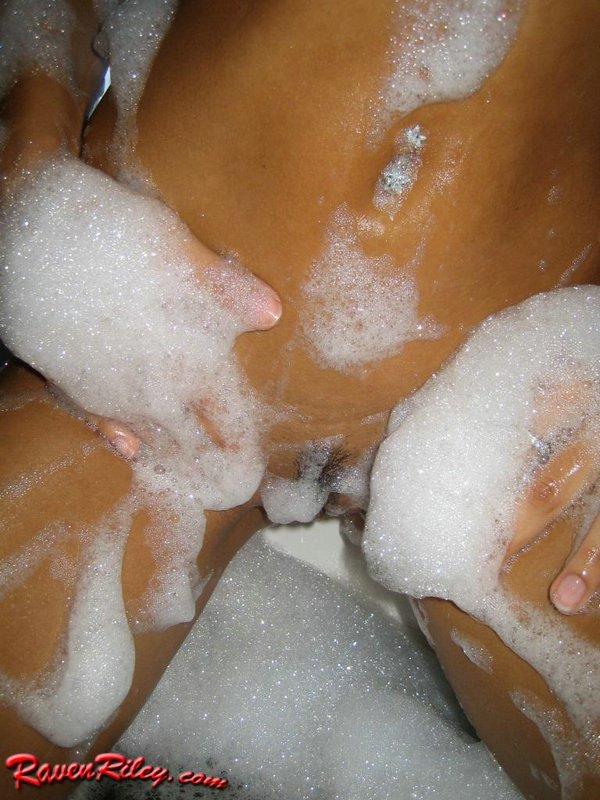 Raven Taking A Bubble Bath #61938705