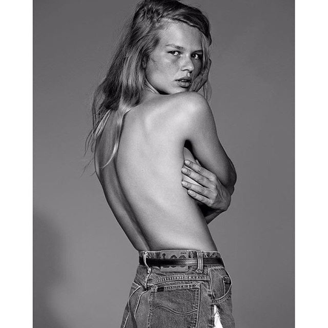 Nude Photoset of Anna Ewers #79503221