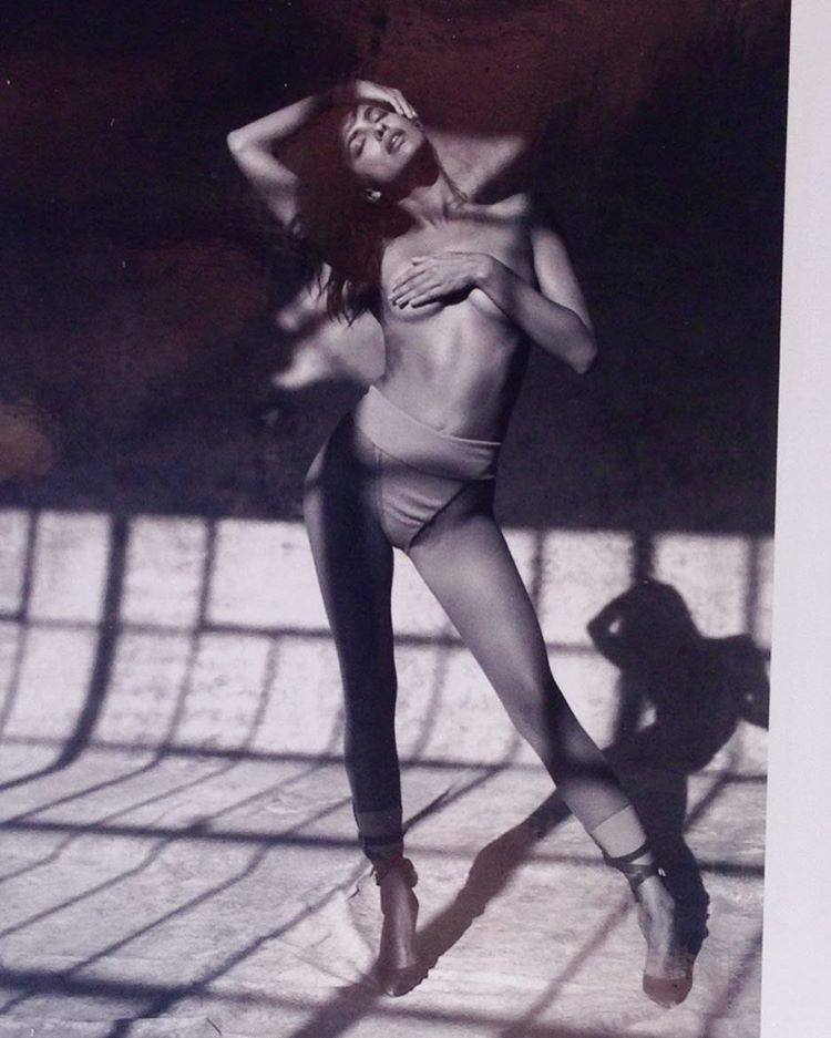 Irina shayk foto in topless
 #79637821
