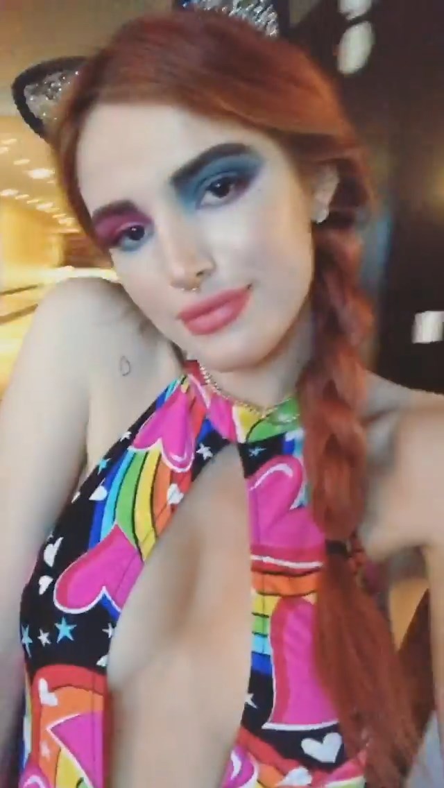 Bella thorne sexy
 #79616230