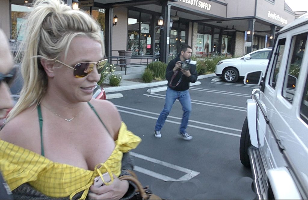 Britney Spears Cleavage #79510057