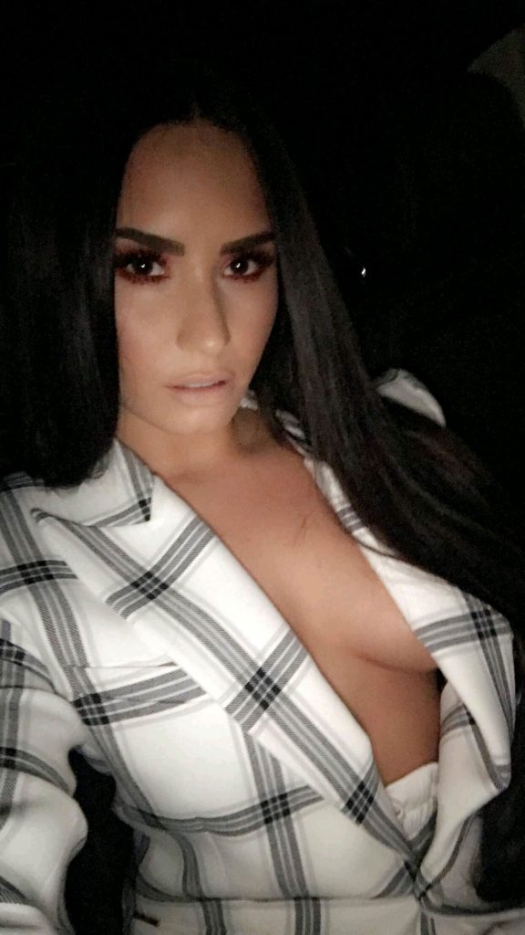 Demi lovato sexy
 #79523554