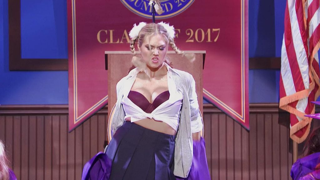 Kate upton guarda busty e sexy
 #79633624