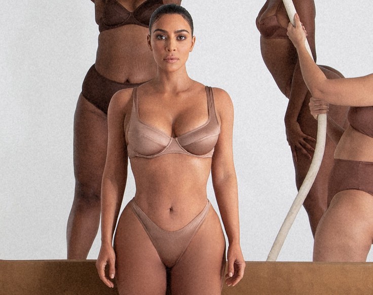 Kim Kardashian Hot #79556171