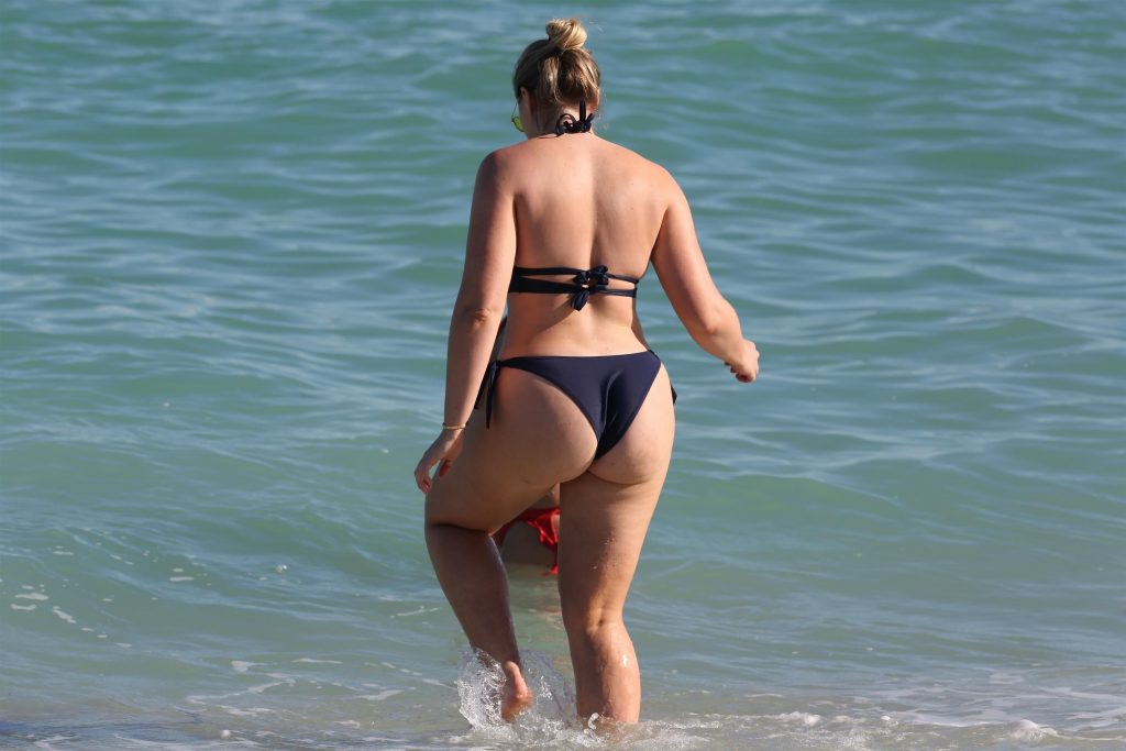 Iskra lawrence sexy
 #79623706