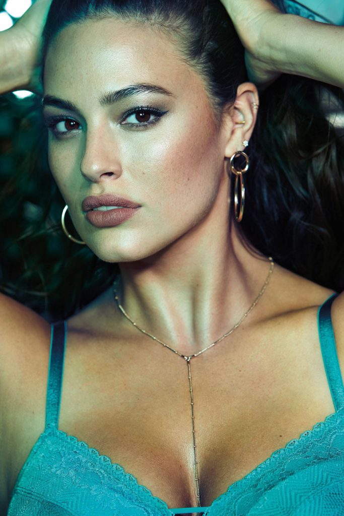 Ashley graham sexy de talla grande
 #79617967