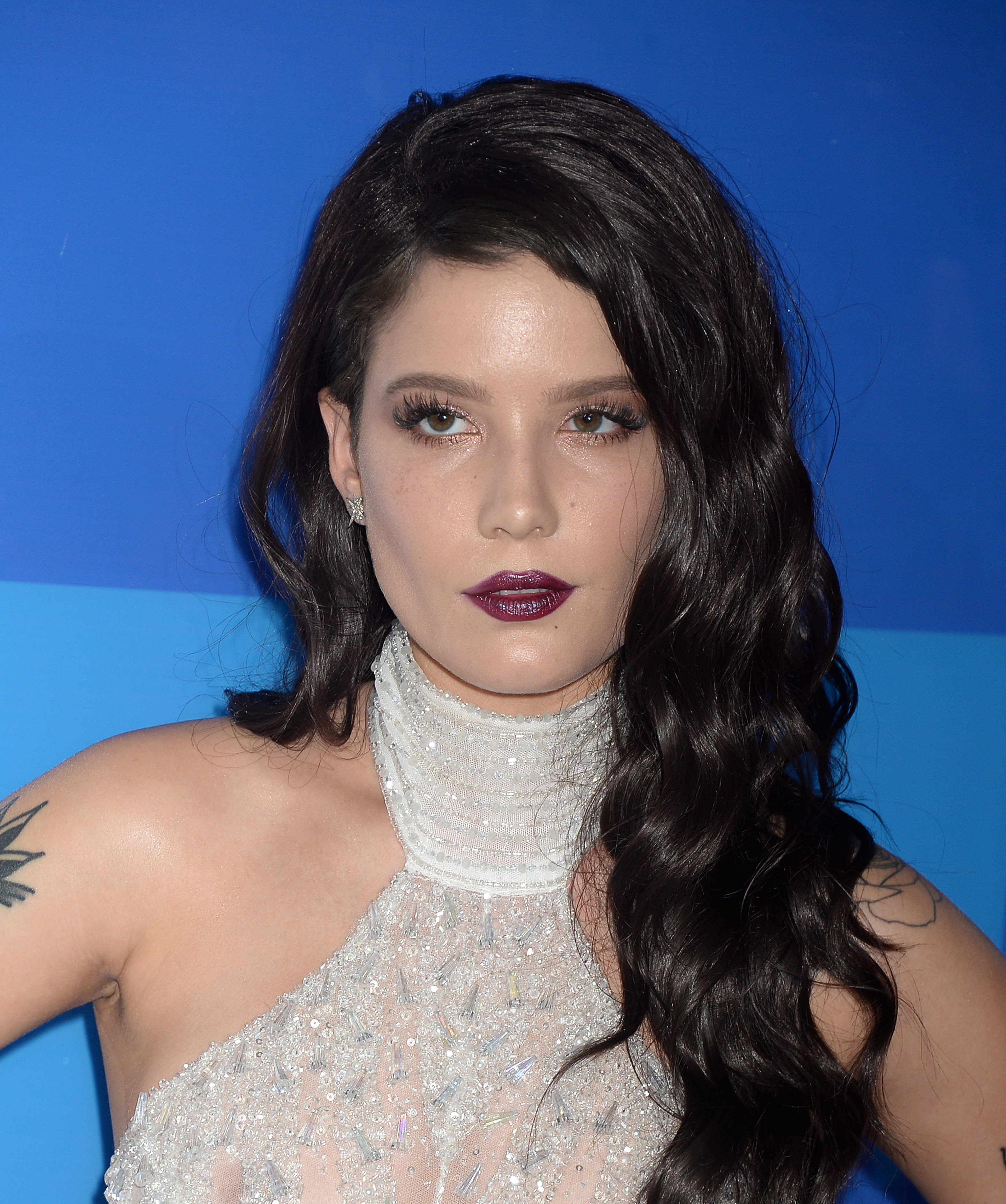 Halsey durchsichtige Fotos
 #79622985