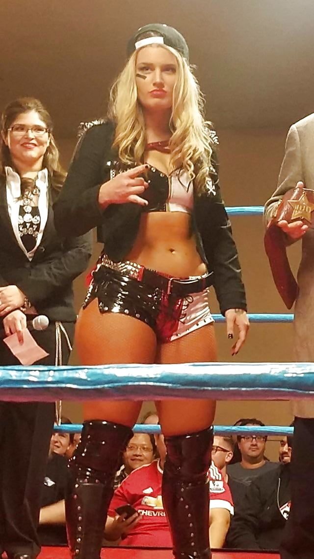 Toni Storm Leaked #79600404