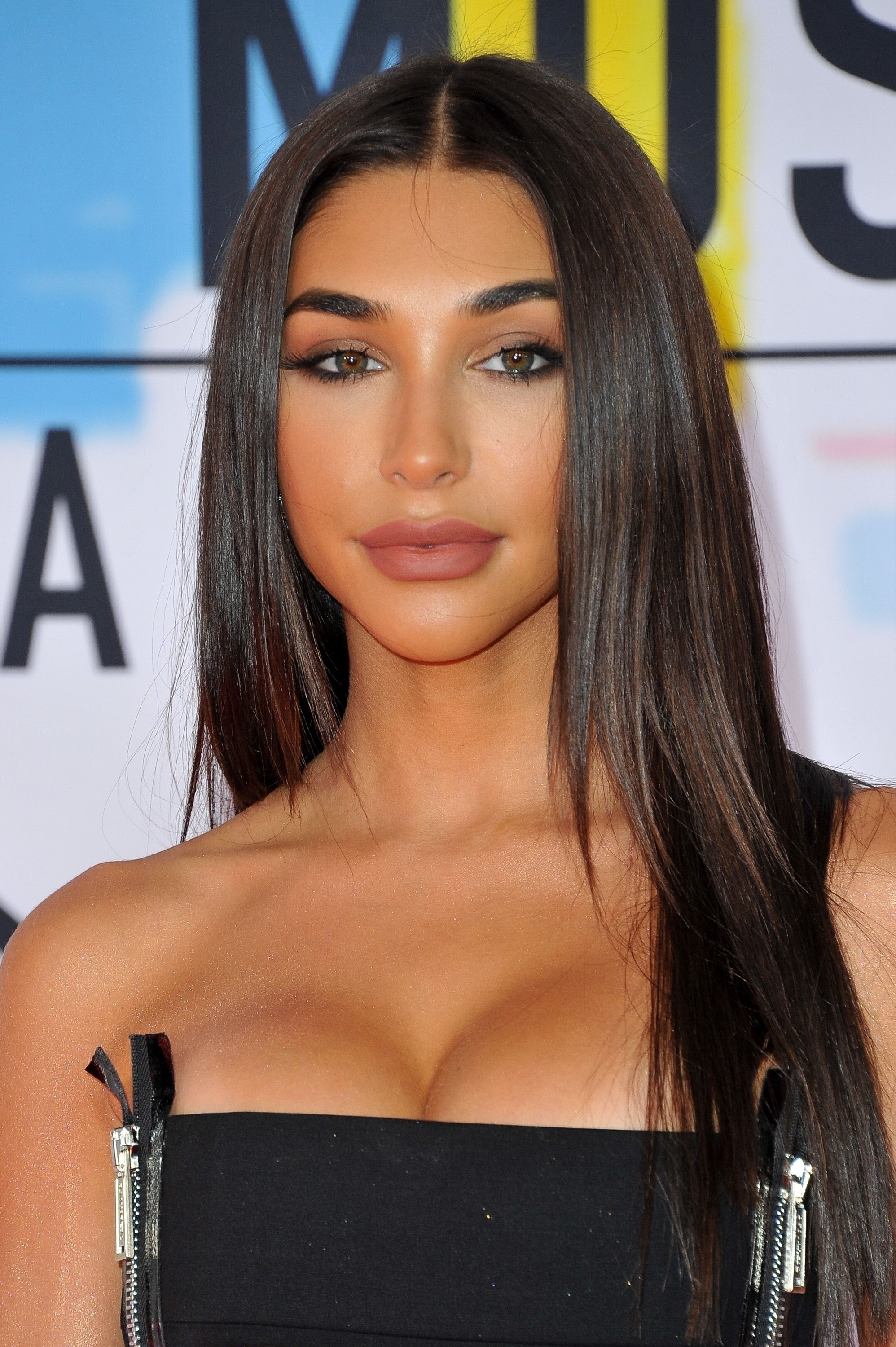 Chantel Jeffries Cleavage #79619309