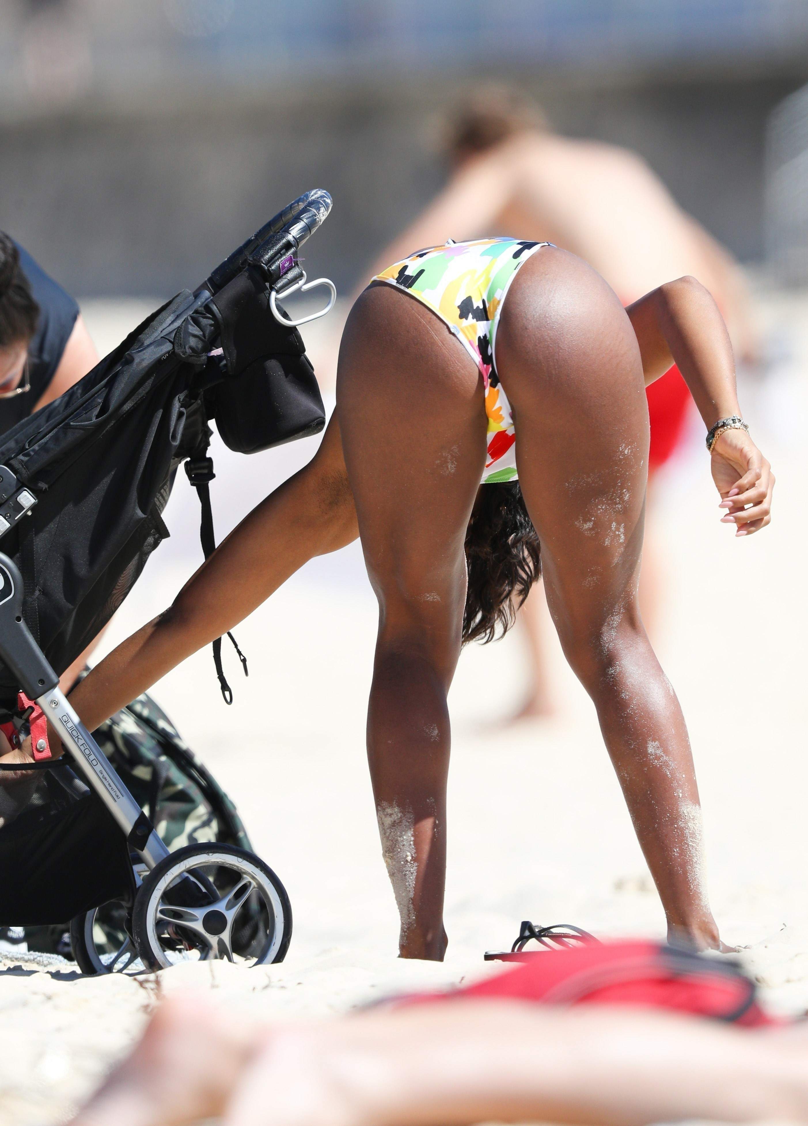 Can You Handle Kelly Rowland&#8217;s Great Ass? #79555362