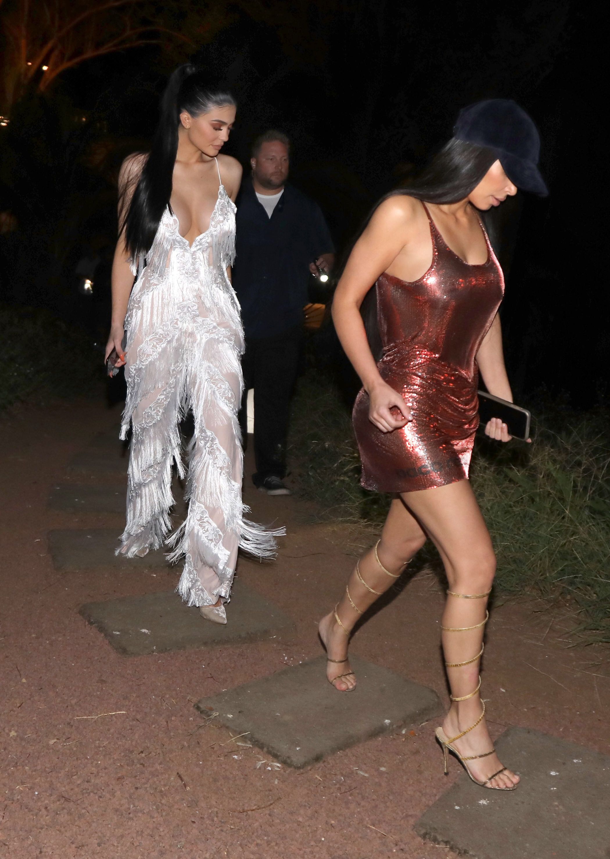 Kim kardashian & kylie jenner photos sexy
 #79626874