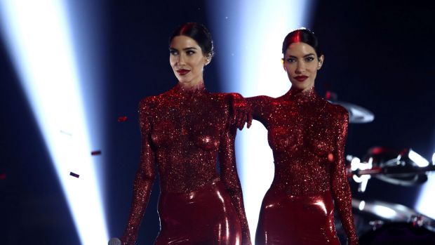 Topless Photos of The Veronicas #79599857