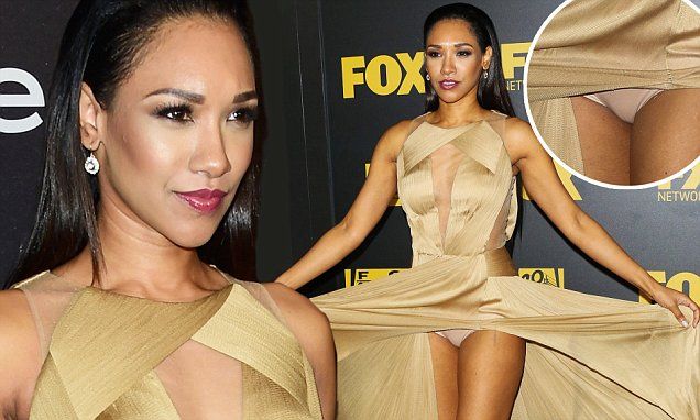 Candice Patton en jupe haute
 #79512524