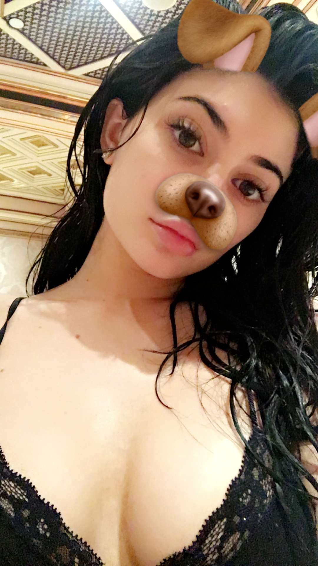 Foto sexy di kylie jenner
 #79639040