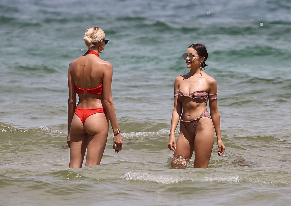 Olivia culpo & devon windsor bikini
 #79524338