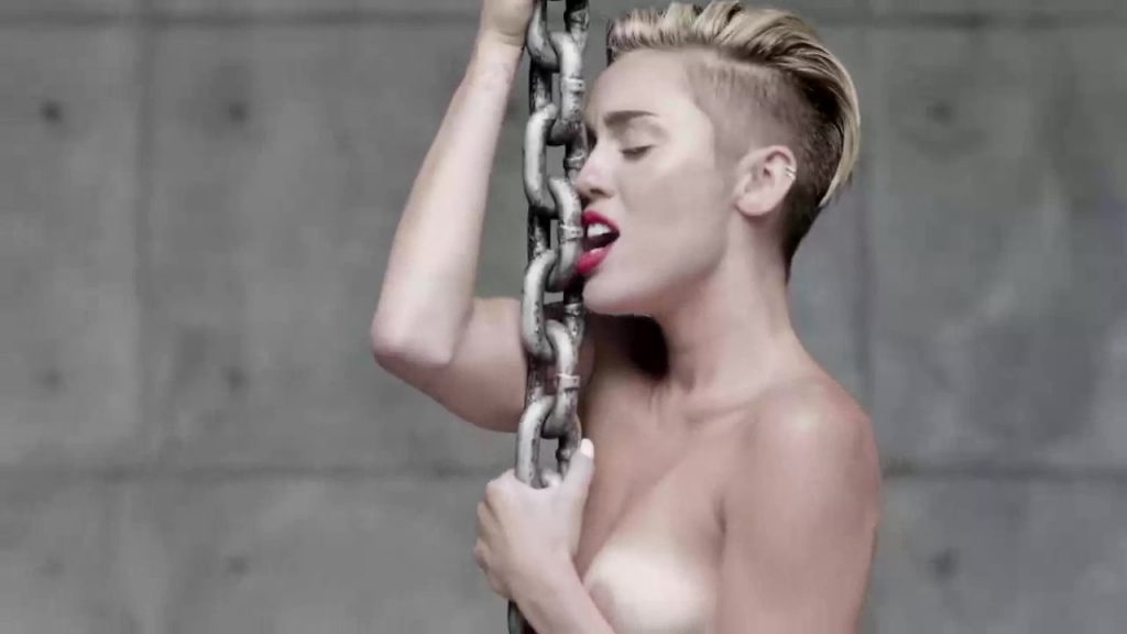 Miley Cyrus Naked #79629403