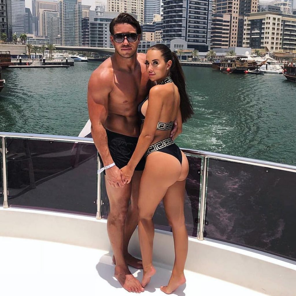 Yazmin oukhellou sexy
 #79604640