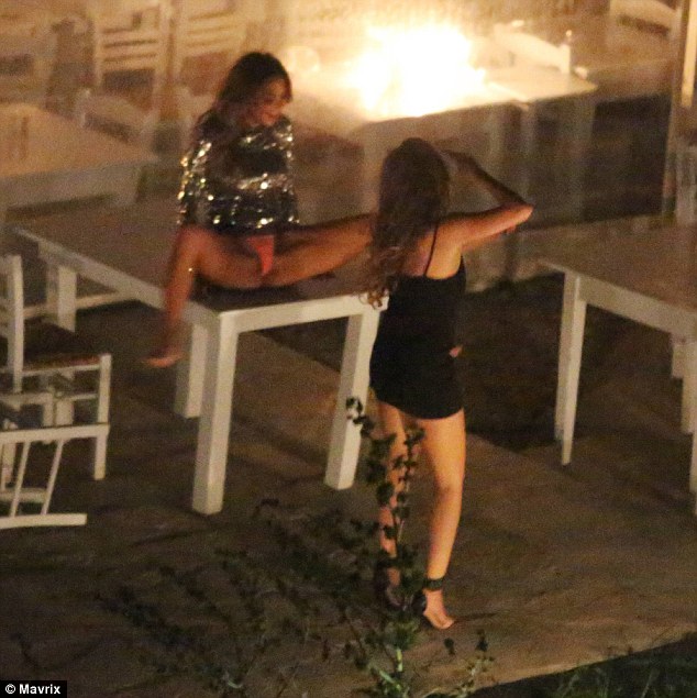 Drunk pics of Nicole Scherzinger #79629991