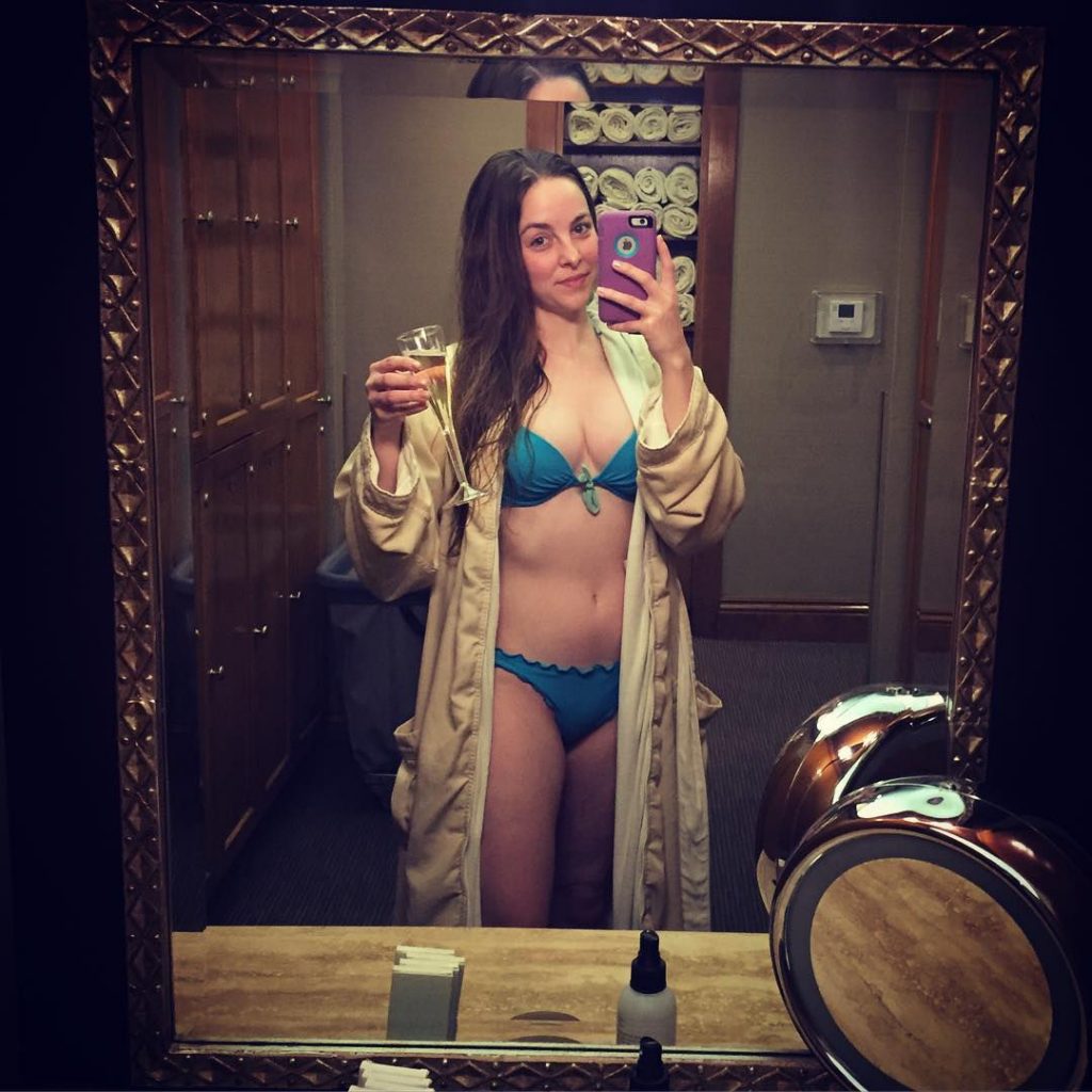 Brittany curran heiß
 #79510584