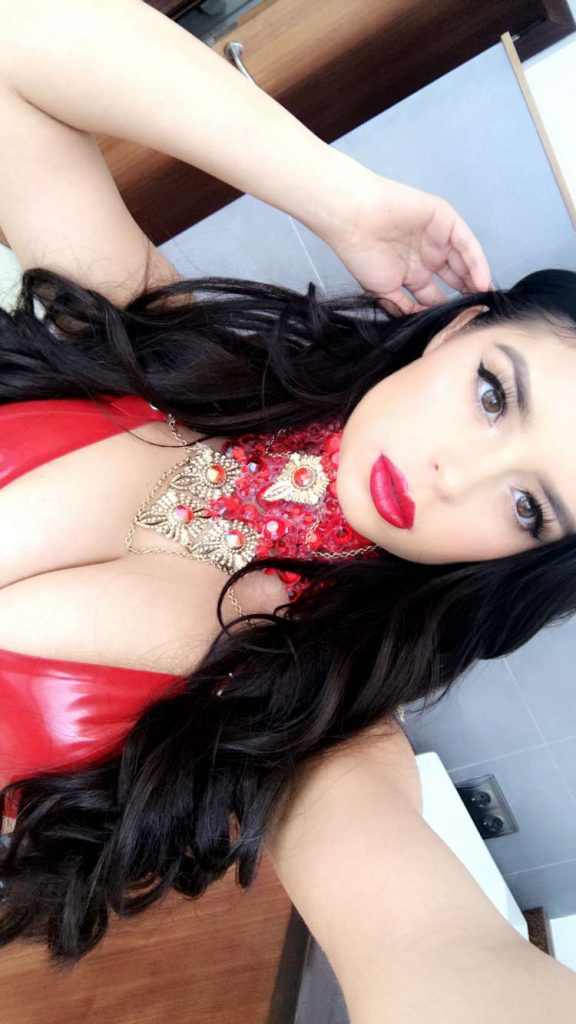 Demi rose: látex y lujuria
 #79621169