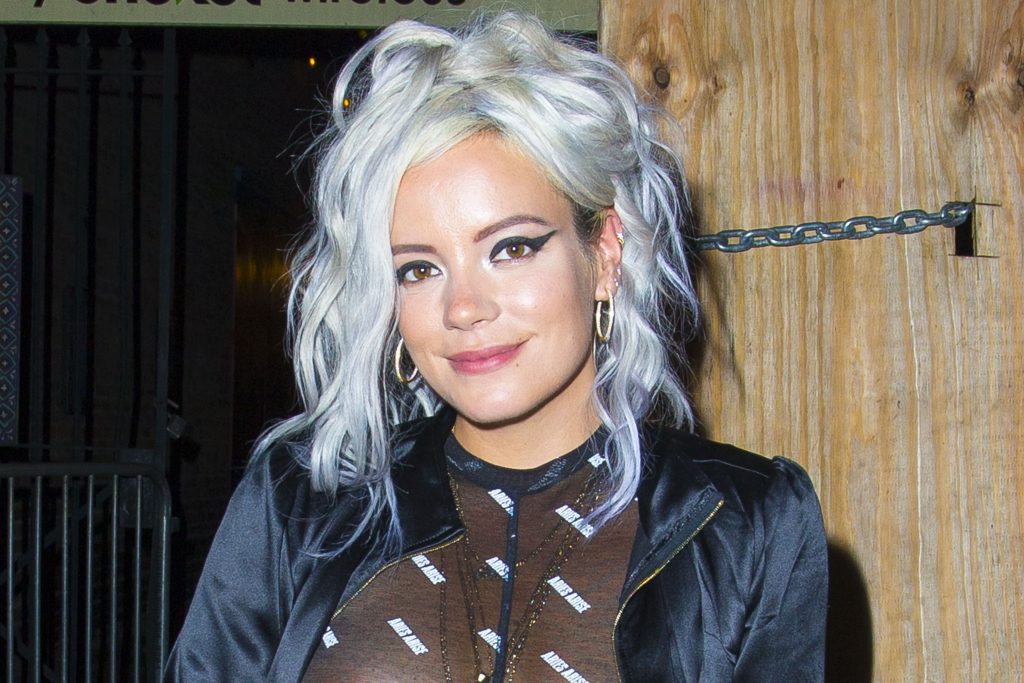 Lily allen transparente
 #79561704