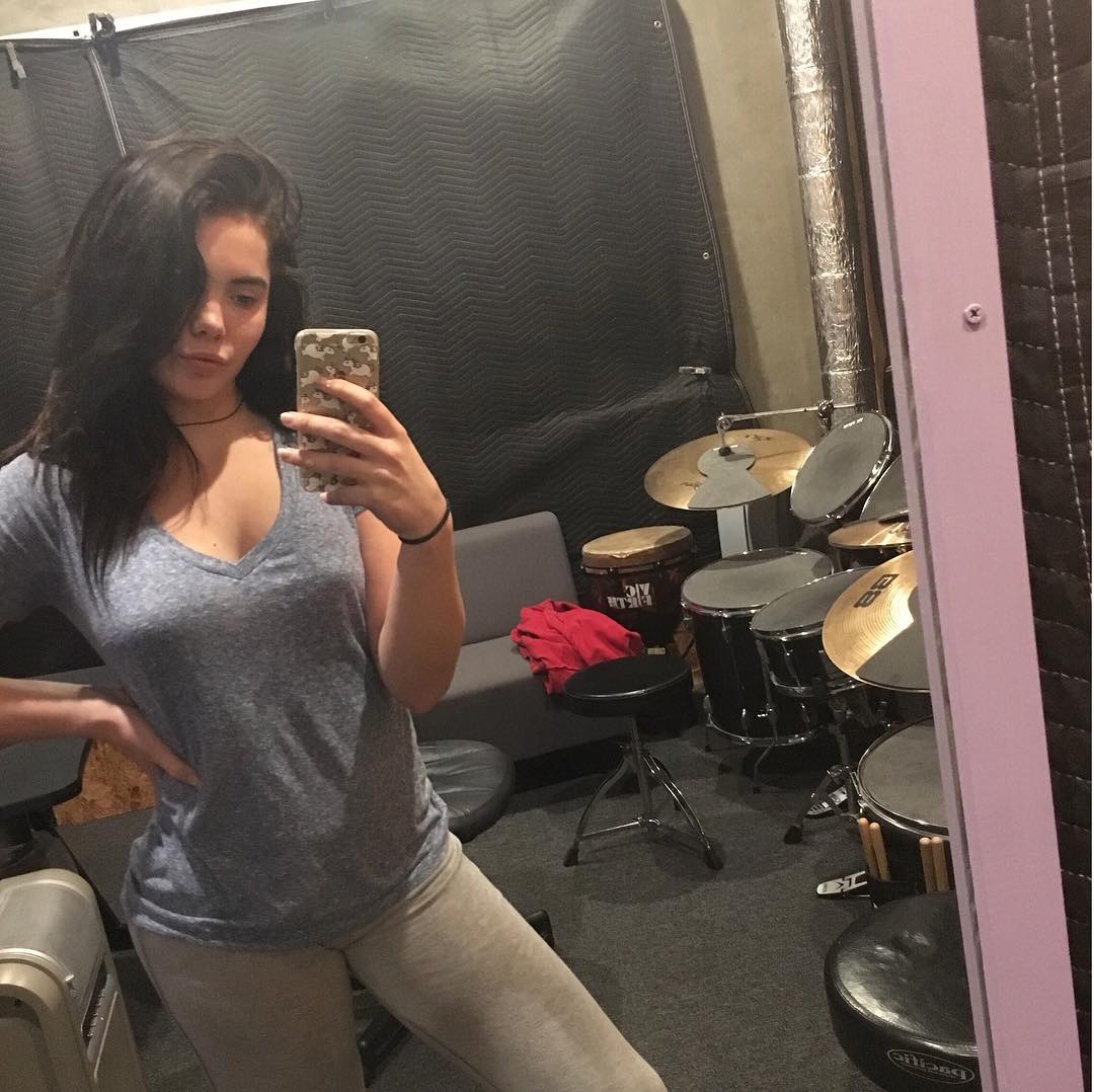 Selfies caldo di mckayla maroney
 #79570659