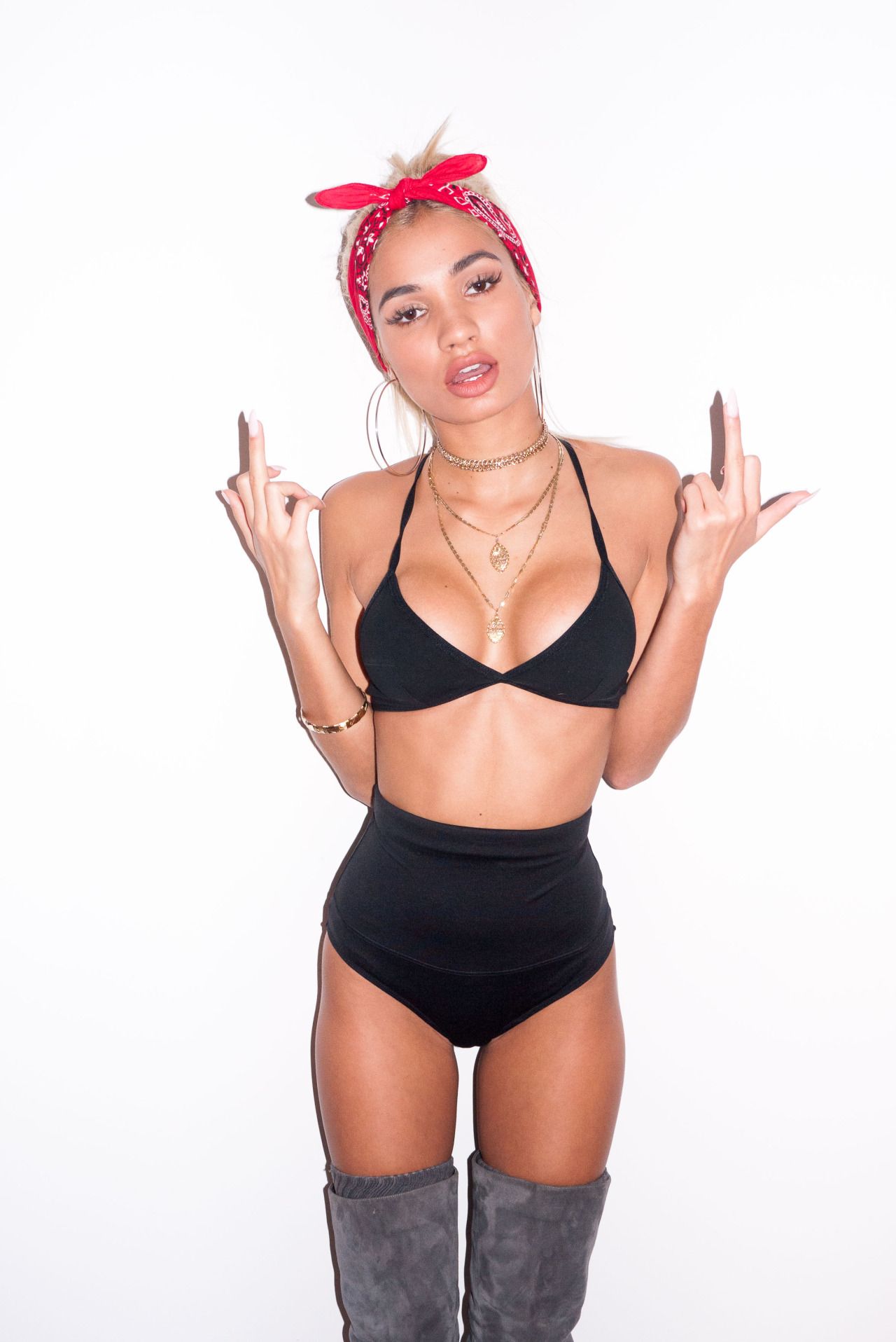 Pia mia sexy photoshoot
 #79584560