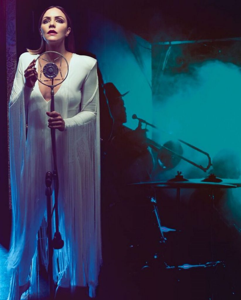 キャサリン・マッピィー セクシー
 #79553645