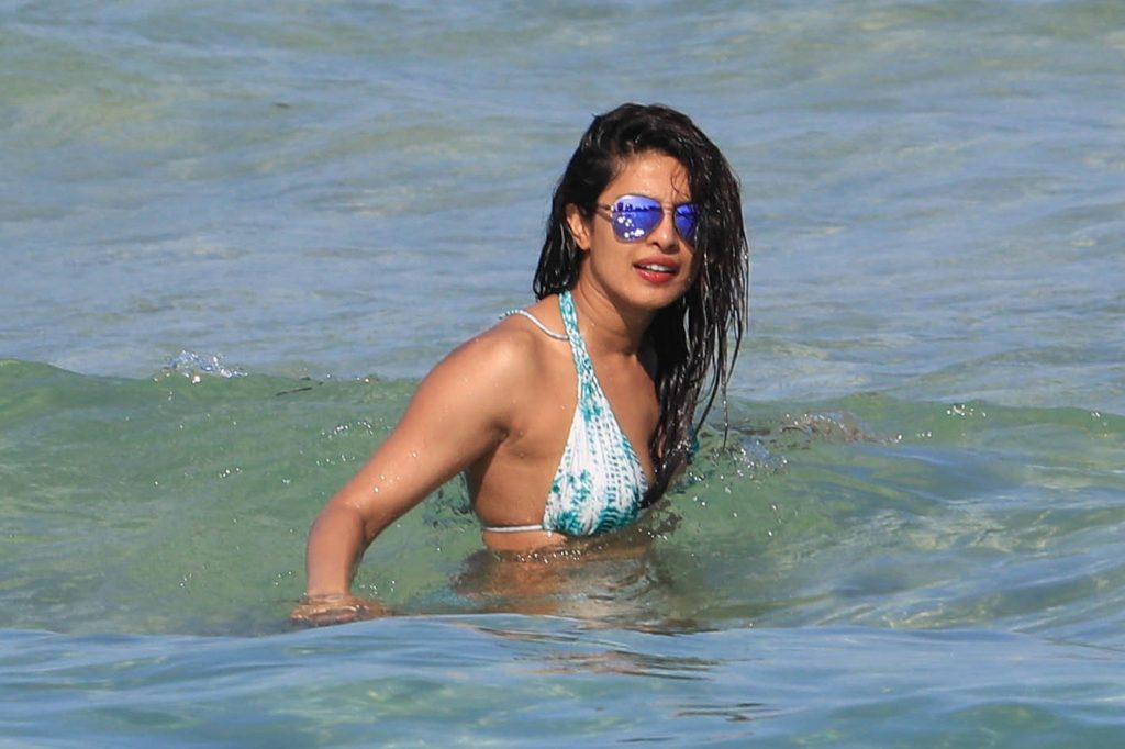 Priyanka Chopra Is Beautiful In Bikini #79585430
