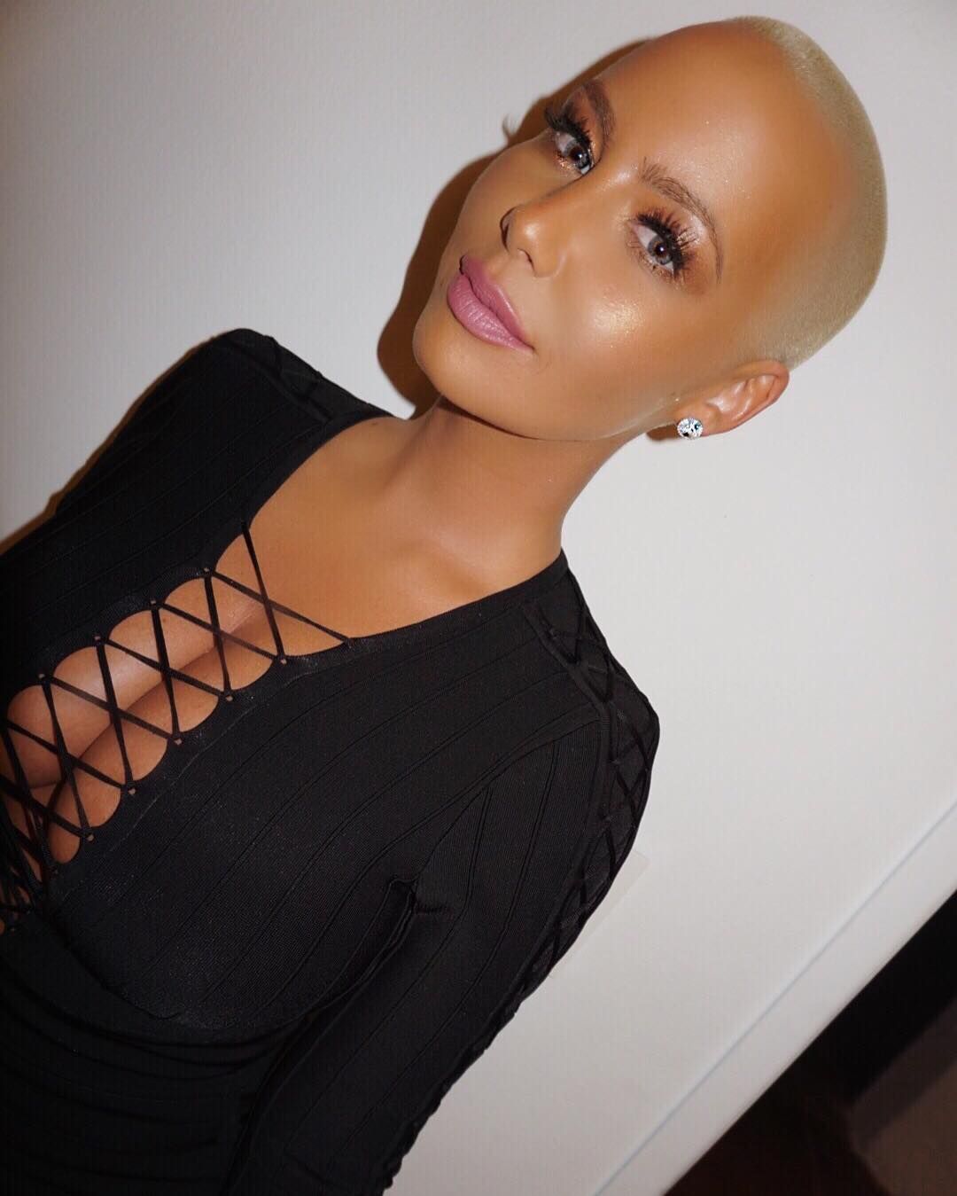 Sexy bilder von amber rose
 #79500082