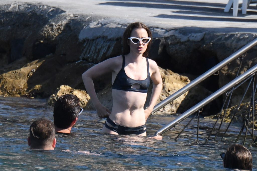 Lily collins sexy
 #79561851