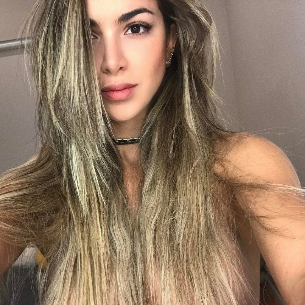 Anllela sagra caldo
 #79503008