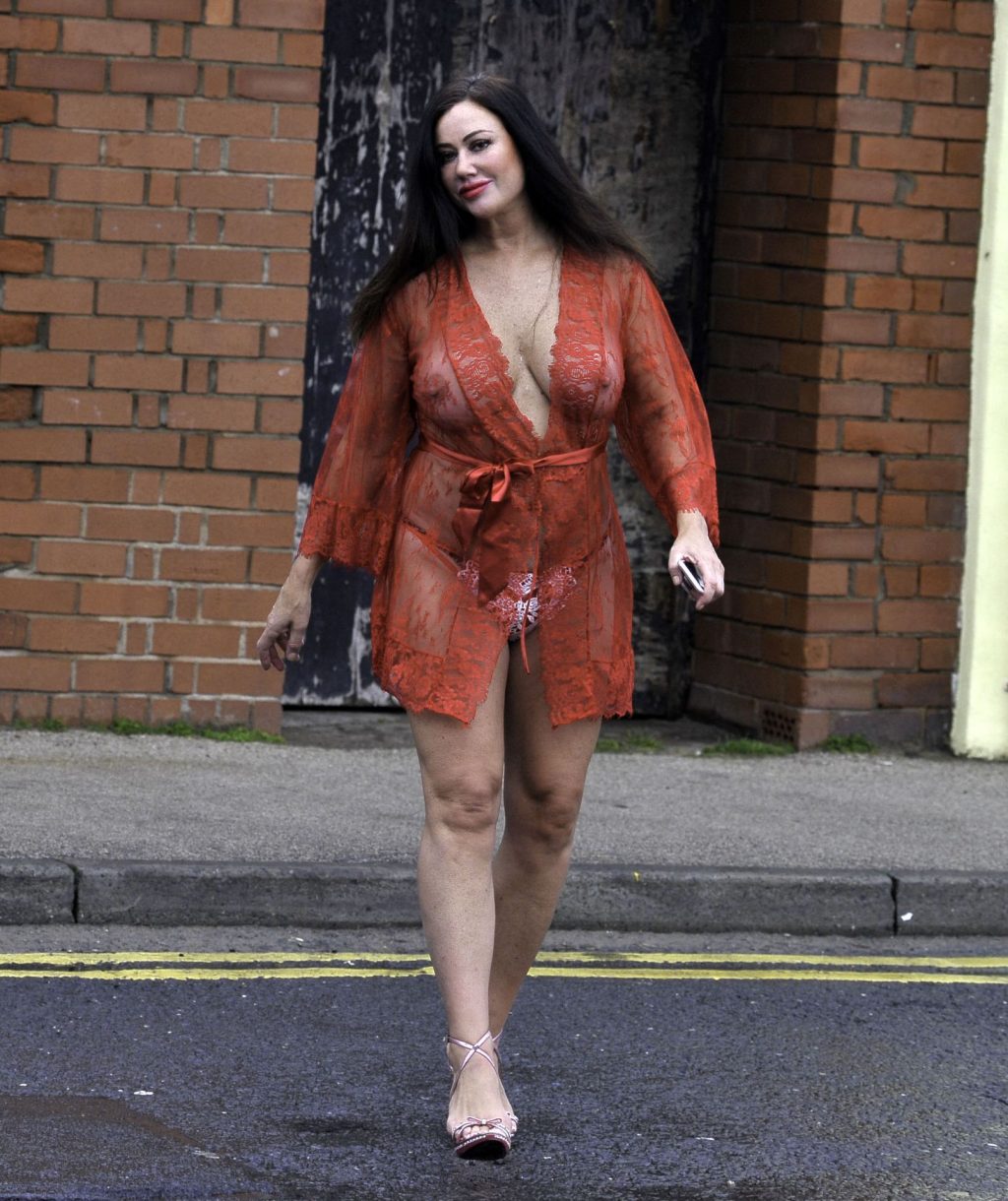 Lisa appleton en topless
 #79562947