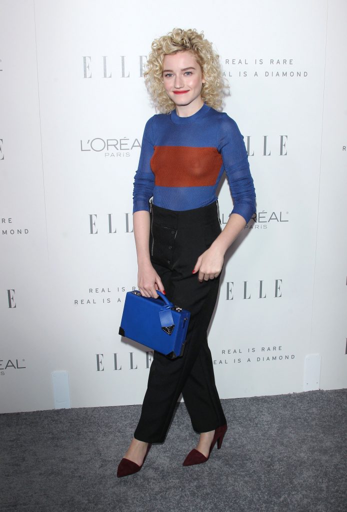 Julia garner transparente
 #79549948