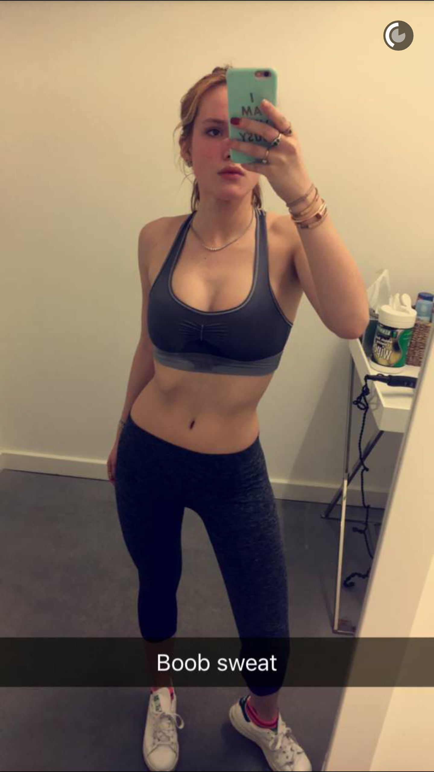 Sexy bilder von bella thorne
 #79616406