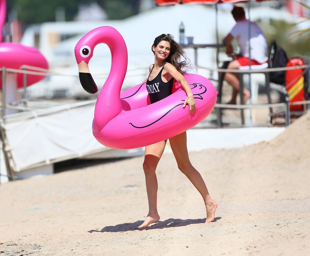 Bianca balti weiß nichts von drei Muscheln
 #79508645