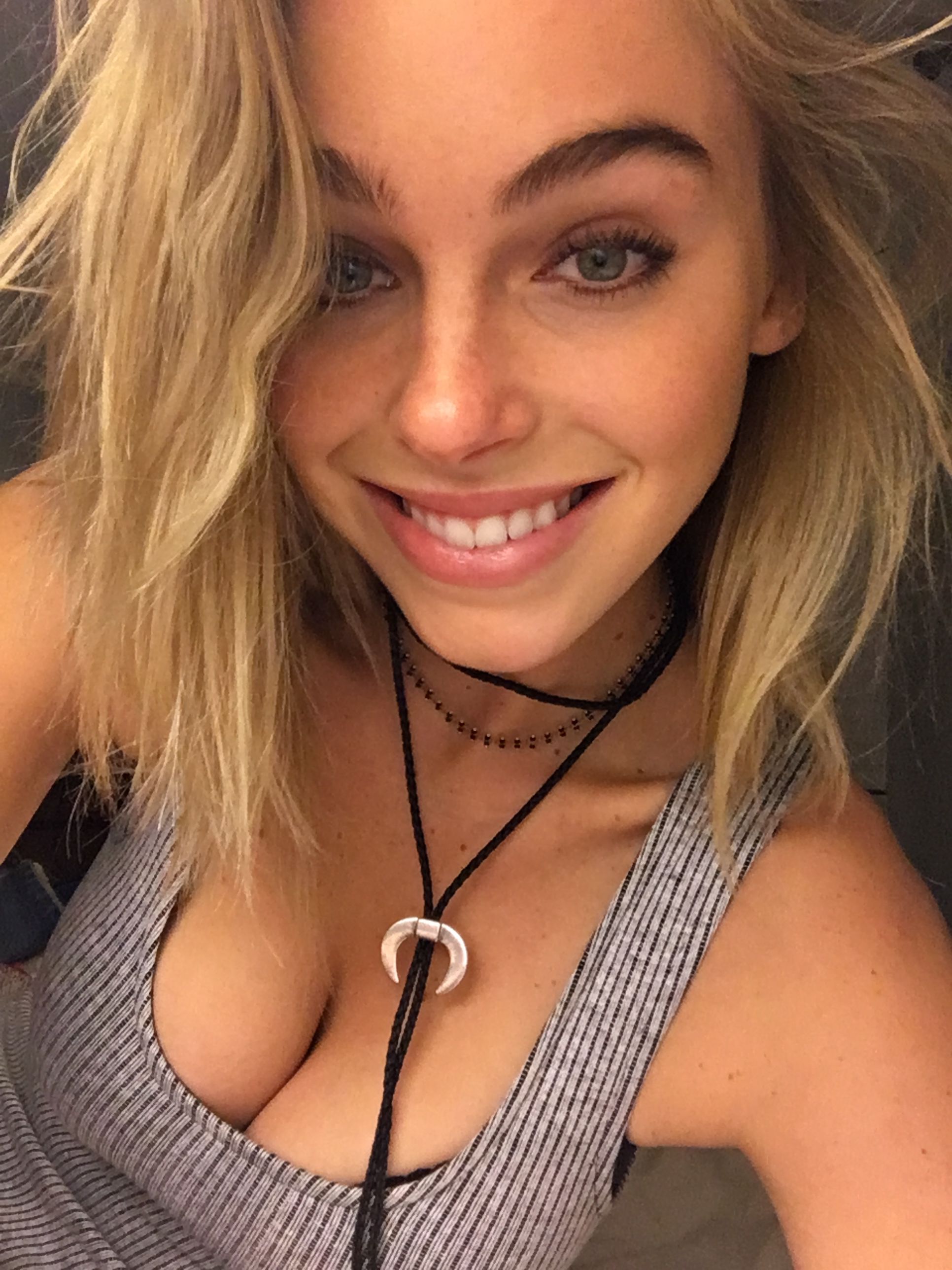 Elizabeth turner nue
 #79528193