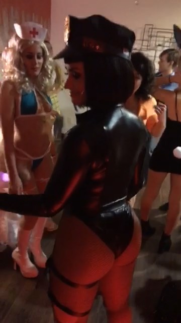 Demi Lovato Sexy #79523608