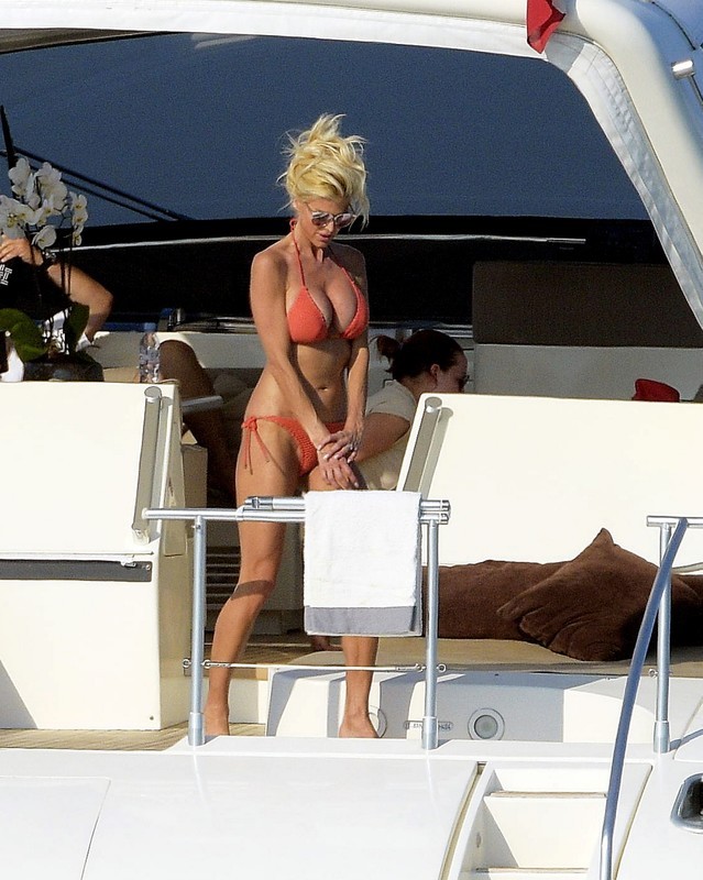 Victoria Silvstedt Bikini #79602924