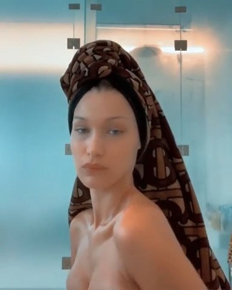 Bella hadid caldo
 #79618263