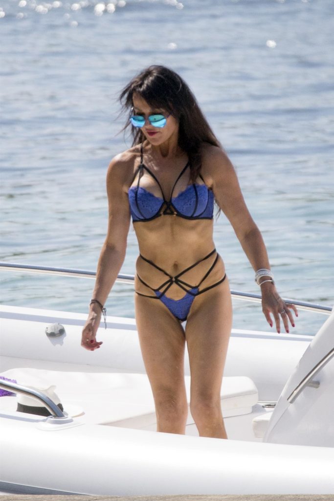 Lizzie cundy bikini
 #79627770