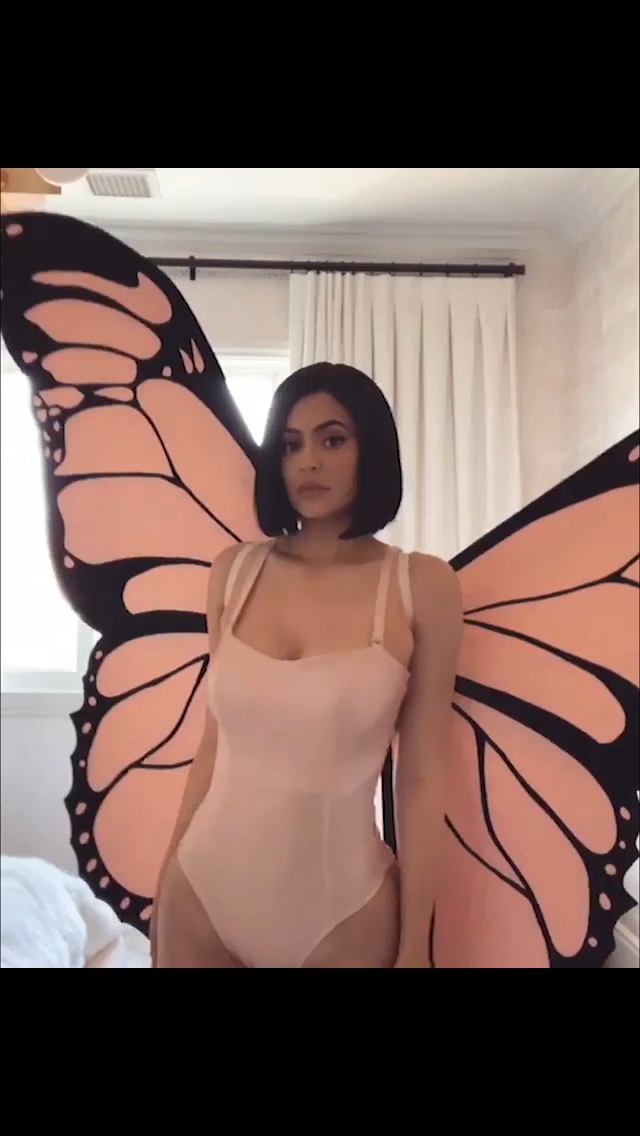 Kylie jenner（カイリー・ジェナー） セクシー
 #79557661