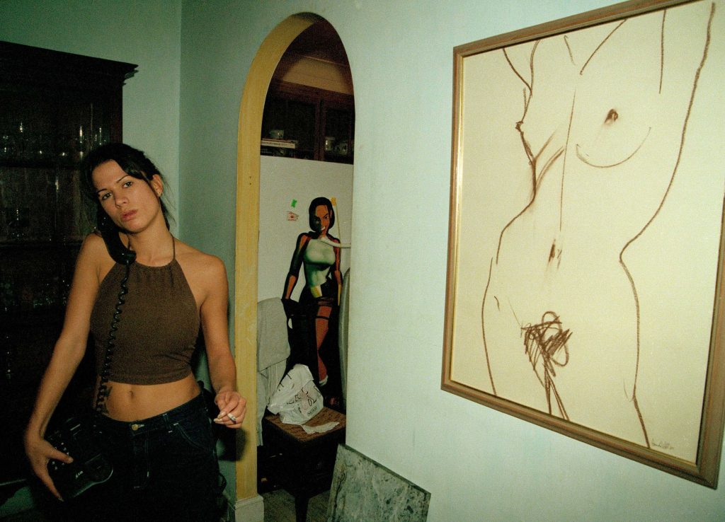 Rhona mitra topless
 #79587094