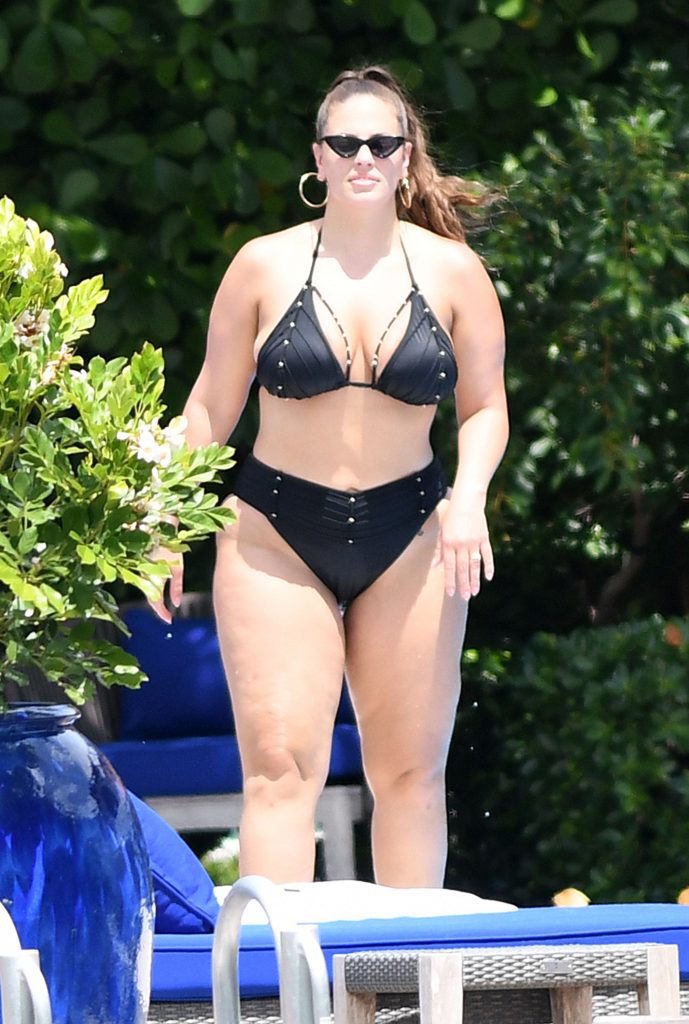 Ashley graham sexy
 #79505067