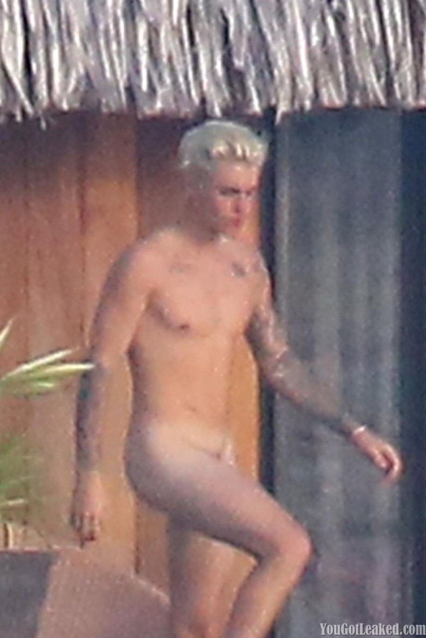 Justin Bieber paparazzi nude photos #79550861